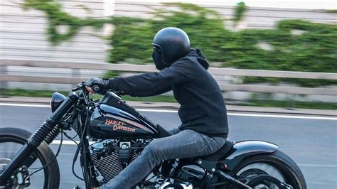 Harley Davidson Custom Fxsb Breakout Slow Shooting Youtube