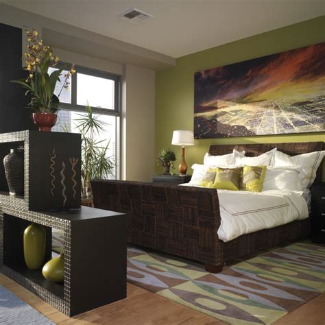 Fresh green bedroom ideas, decorating tips to make it happen. Cozy Green Bedroom Ideas for Natural Shades : HouseBeauty