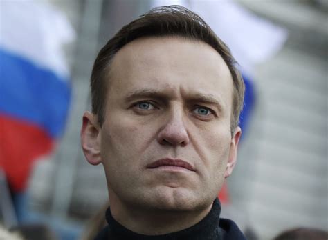 Aleksiej nawalny przez jednych uznawany jest za szaleńca, przez innych za bohatera narodowego. Aleksiej Nawalny, czołowy rosyjski opozycjonista ...