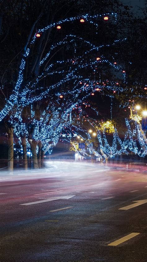 Wallpaper Road Night Holiday Lights Trees City 7680x4320 Uhd 8k
