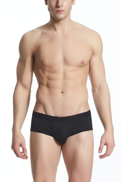 However, finding the right type of when buying underwear, be sure you make use of the size chart; Best Men's Underwear For Your Body Type - Boxers, Briefs ...