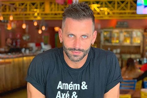 Henri castelli news, gossip, photos of henri castelli, biography, henri castelli girlfriend list 2016. Henri Castelli volta para 'Malhação' e revela: "Realização ...