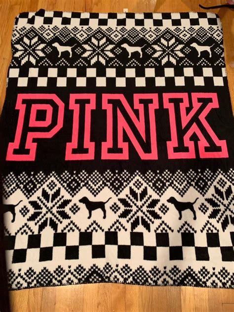 Victoria Secrets Pink Blanket Very Soft Plush And Comfortable Last
