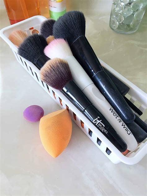 Apply dehydrator / ph balanced solution on the new growth area only. How to Best Clean Your Makeup Brushes - Kindly Unspoken