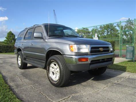 Sell used 1997 toyota 4runner 5 speed 4wd 3.4 v6 in orlando, florida