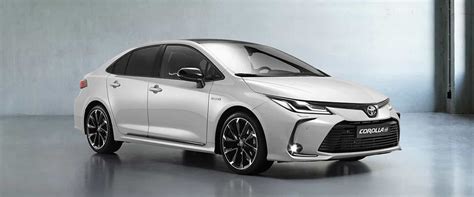 Toyota Corolla Sedan Gr Sport Tampil Dengan Desain Yang Sporty Dan