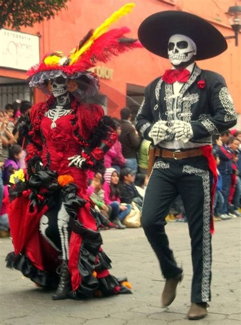 Pin De Dulce Hirota En Día De Muertos En México Disfraz Dia De