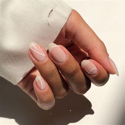 The Coolest White Nails To Try This Season Stylegps