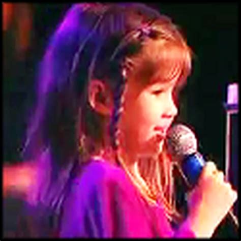 6 Year Old Girl Sings A Song That Will Melt Your Heart So Adorable