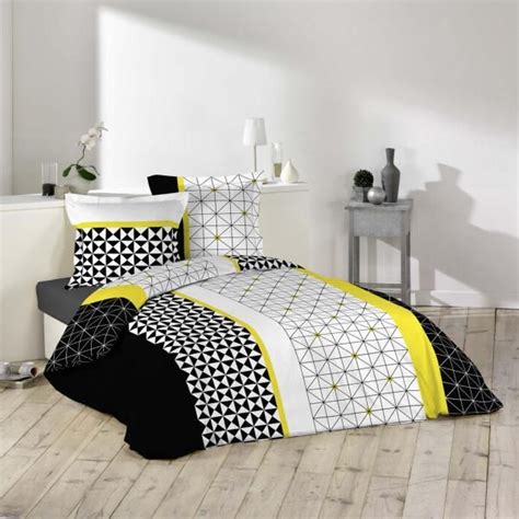 Vous pouvez la choisir à motifs, liberty, à grosses fleurs, à formes géométriques, avec des dessins d'illustrateurs. Housse de couette Yellometric formes géométriques noire et ...