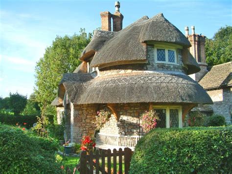 Cottage Homes Rounded Thatched Roof Jhmrad 63840