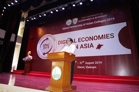 Thông báo xét tuyển kết hợp vào đại học chính quy năm 2021. Trung tâm Đào tạo và Giáo dục quốc tế - Trường Đại học Kinh tế - Đại học Quốc gia Hà Nội, VNU ...