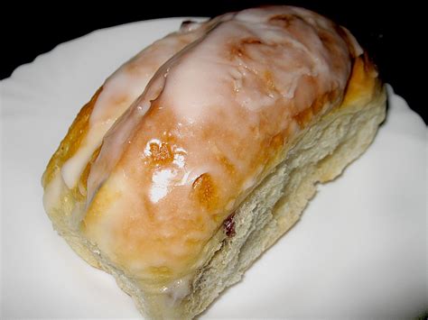 Du möchtest vorhandene zutaten verwerten, einen saftigen teig zubereiten oder einfach einen schnellen kuchen für deine familie backen? Kuchen Rezepte mit hefeteig | Chefkoch.de
