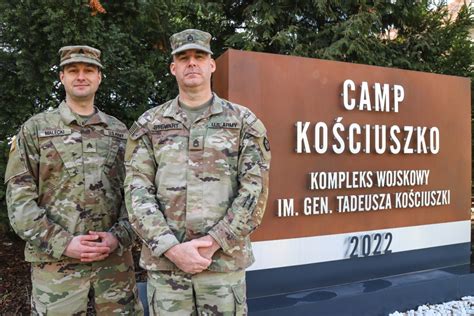 First Permanently Assigned Us Soldiers Arrive In Poland Article The