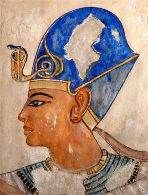 Relieve Del Faraón Ramses Iii Portando El Tocado Ceremonial Azul