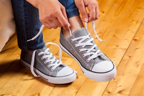 Engineers Know The Reason Your Shoelaces Are Always Untied