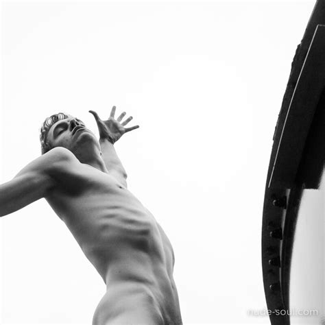 Form In Reach Nude Soul Art Photos
