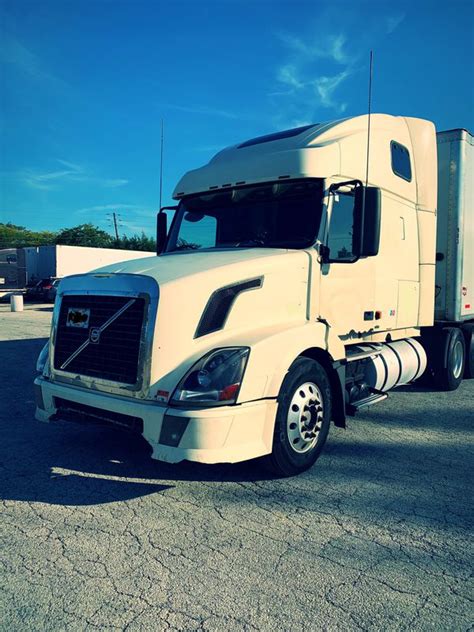 All major makes & models · free financing quotes · express™ financing Semi Truck Volvo for Sale in Chicago, IL - OfferUp