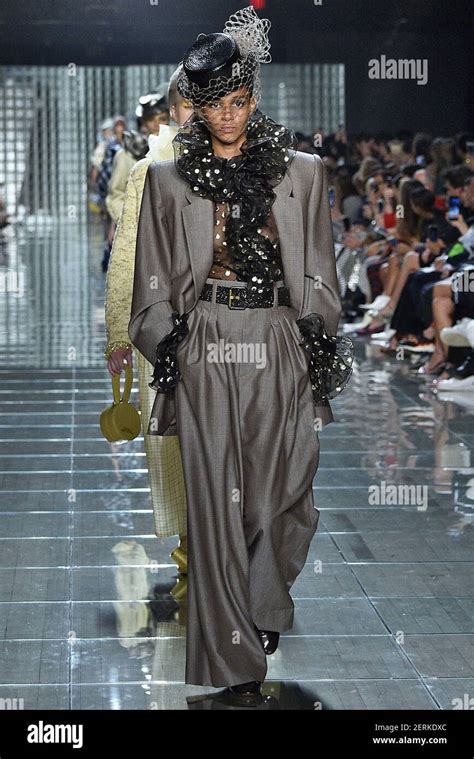 Model Binx Walton Walks On The Runway During The Marc Jacobs Fashion Show During Spring Summer