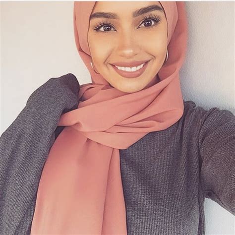 Contact bnat hijab on messenger. My feed is kinda fire, so you should follow Makeup tutorials & fashion inspo ...