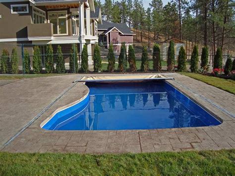 Infinity 4000™ Pool Cover Specialists