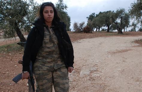 Arab Female Fighter Of Womens Protection Unit YPJ I Call Upon All