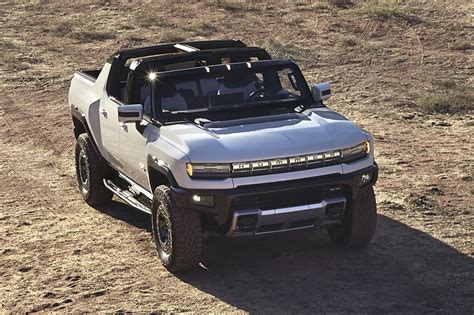 Watch The 2022 Gmc Hummer Ev Reveal Right Here Video Gm Authority