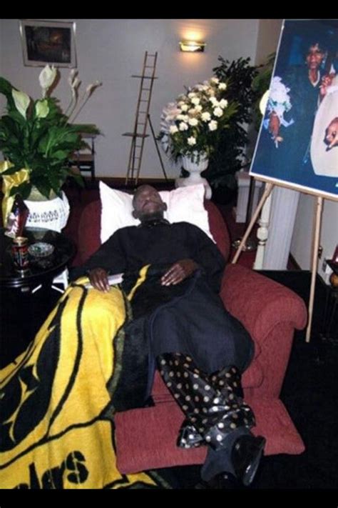 Fred Hampton 32 Tragic Photos Of Open Casket Funerals For Black