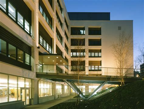 Institut de Psychologie à BoulogneBillancourt (92)  Lacoudre