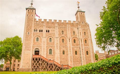 Tower Of London Entrances Simplified