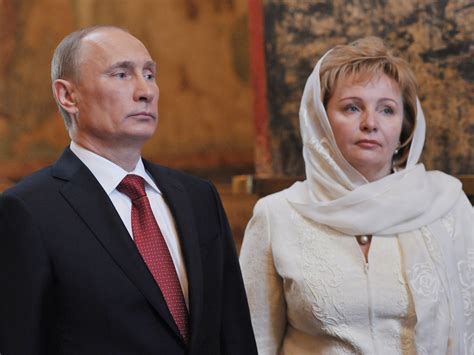 Russian President Vladimir Putin, wife Lyudmila announce divorce - CBS News