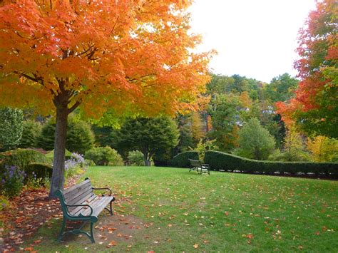Best New England Fall Foliage Travel Destinations Scenic