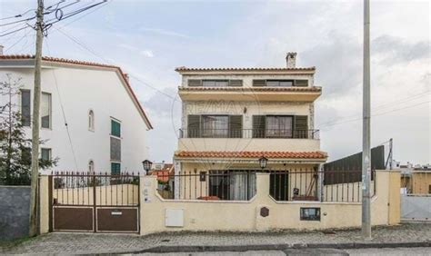 House T4 For Sale In Mina De água Amadora In Amadora Lisbon Portugal For Sale 13457451