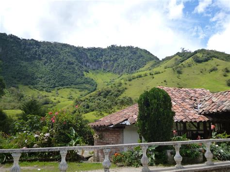 A tour from popayan that one should consider is to visit the picturesque mountain town of silvia, some 60km northeast of popayan. Popayan, Colombia | Gallery | Calazan.com