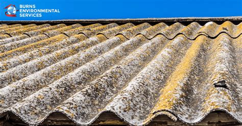 On average, asbestos siding removal costs between $4 and $6 per square foot. What You Need to Know About Asbestos Shingles