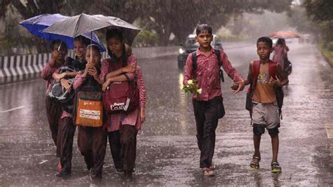Rain Schools In Lucknow Kanpur And Meerut Shut Due To Incessant Rain