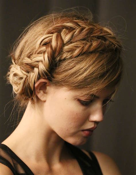 Think of this as your first baby step to learning how to french braid. Pretty Hair is Fun: How to do a Milkmaid/ Crown Fishtail ...