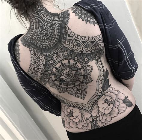 Mehndi designs for girls step by steps. Mehndi Ornamental Black Ink Back | Best tattoo design ideas
