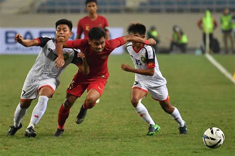 Bagi yang ingin menyaksikan siaran langsung timnas indonesia vs uae, berikut link streaming indonesia vs uae, di timnas indonesia ini tergabung di grup g zona asia bersama vietnam, malaysia, thailand dan uni emirat arab. Indonesia Vs Malaysia, Pelatih Harimau Malaya Waspadai ...