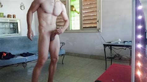 Perfect Body Guy Muscle Hunk In Flip Flops Jacking Off Until A Shaking