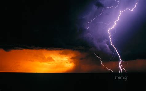 Texas The Day Of Lightning Bing Wallpaper 1440x900