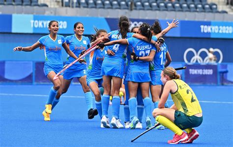 tokyo olympics indian women s hockey team makes history and enters semi finals news uae times
