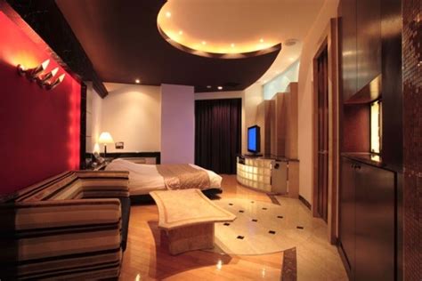 Inside Japan S Pleasure Hotels