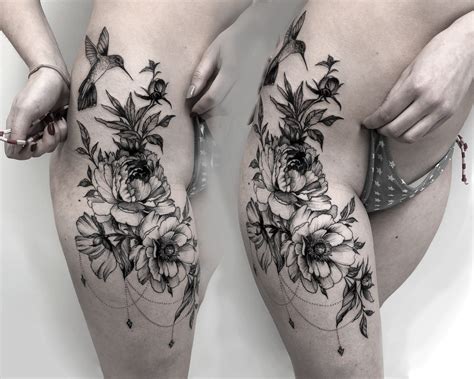 Фото тату Ирина Федоренко Intimate Tattoos Thigh Tattoo Flower Hip