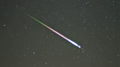 Look Up Bright Leonid Meteors May Streak Across The Sky Overnight Tonight The Weather Network