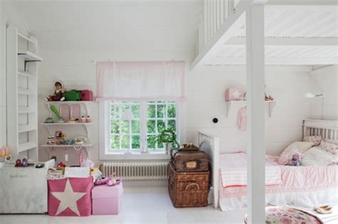 1 single bed and 1 large double bed. Romantic Light Pink Room Design For Two Sisters | Kidsomania