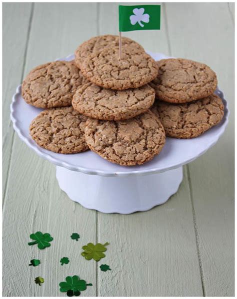 While roast turkey is more common to eat at the table now, roast goose was one of the meats traditionally served at the dinner table in ireland. 21 Best Traditional Irish Christmas Cookies - Most Popular Ideas of All Time