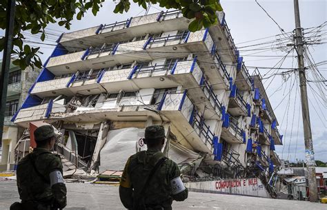 México sufre consecuencias del terremoto de 8,1 y la tormenta Katia