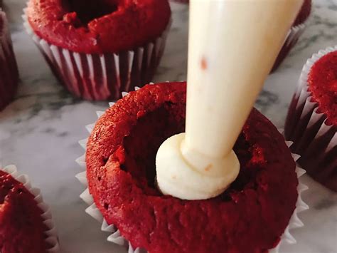 Red Velvet Cheesecake Cupcakes The Mommy Mouse Clubhouse