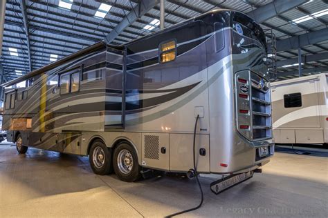 2013 Holiday Rambler Endeavor 43dft Triple Slide Bath And A Half 11 16